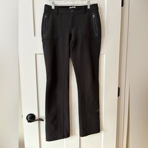 L.L. Bean women’s  Black‎ stretch hiking Pants size 2